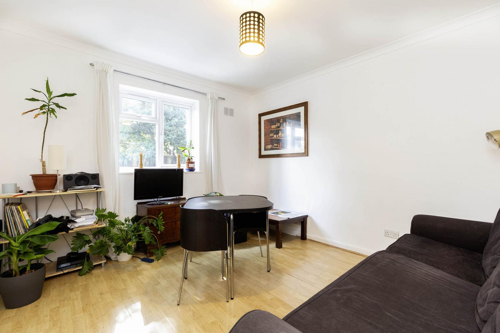 Modern Apartment Finchley Road, Hampstead